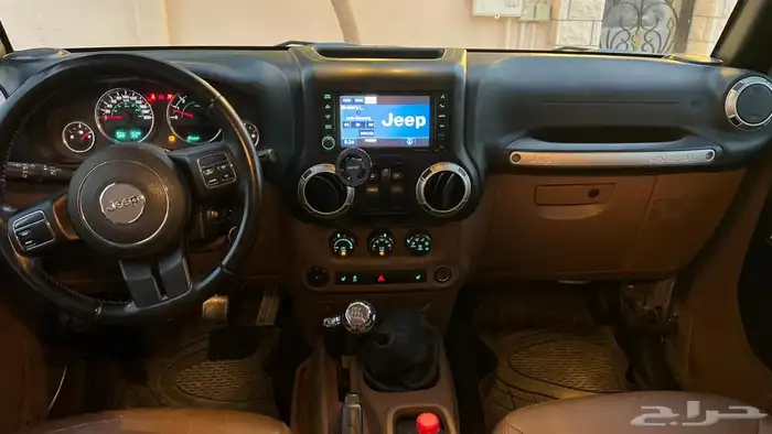 جيب رانجلير صحارى 2016 ربع قير عادي دبل 13