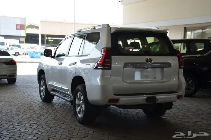 تويوتا برادو TXL V6 2023 3