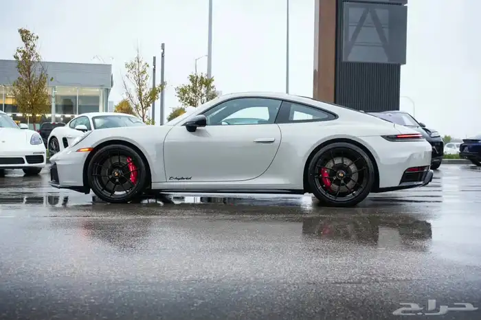 افضل سعر Porsche 992 GTS 2026 جديد اصفار فل كامل 1