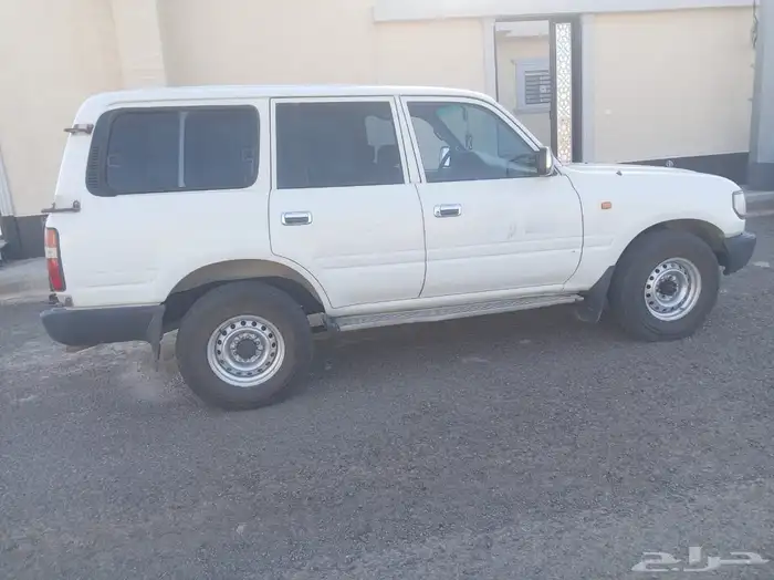 جيب لاند كروزر 5