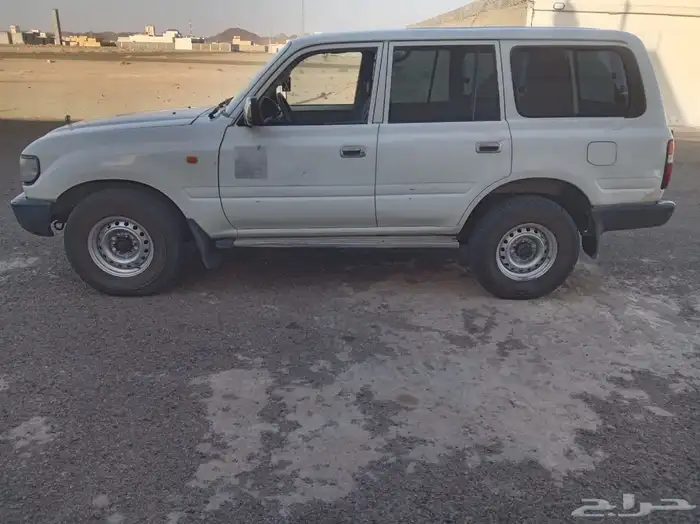 جيب لاند كروزر 4