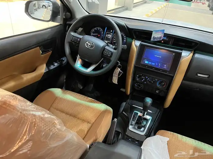 فورتشنر بنزين 4 4 GX2 2025 3