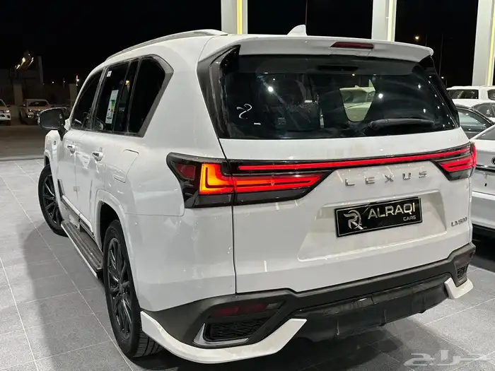 لكزس ال اكس 600اسبورت 9