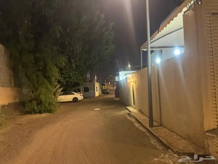 للبيع دور مستقل 650 الف طريق المدينه العسكريه 11