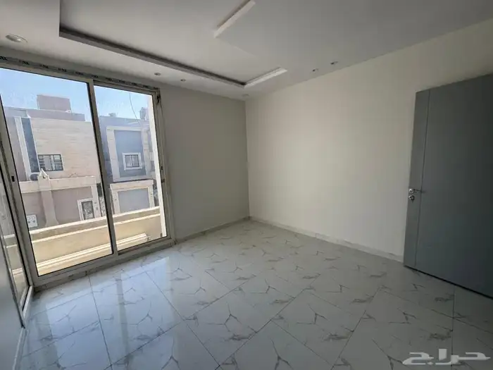 فيلا للإيجار حي تنال الرمال 16