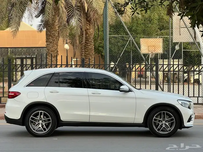 GLC 250 - 2017 - مرسيدس 5