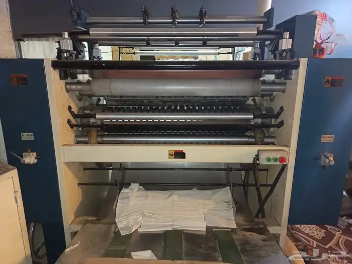 مصنع للتقبيل 3