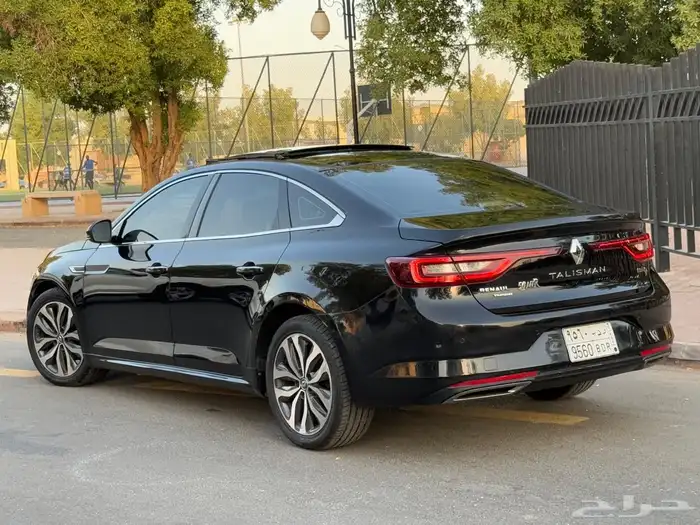 رينو 2018 تاليسمان ( بحالة ممتازة ) 20