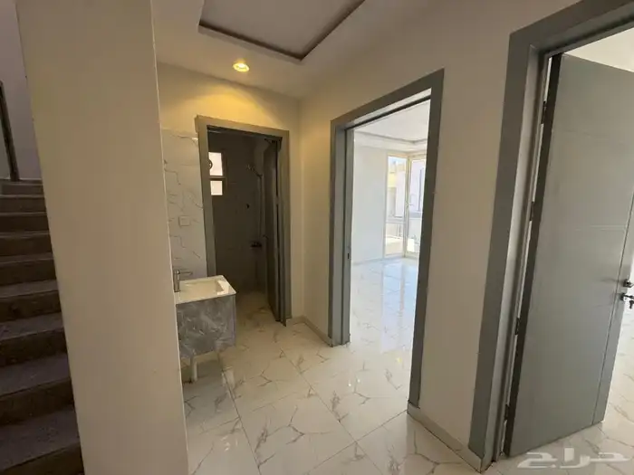 فيلا للإيجار حي تنال الرمال 23