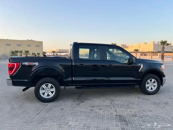 للبيع فورد F 150 موديل 22 وكالة 8