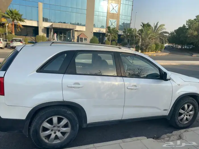 كيا سورنتو 2012 وكالة شرط 1