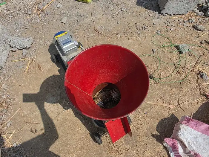 كباسة للاغنام والدواجن للبيع الصامل يجي 5