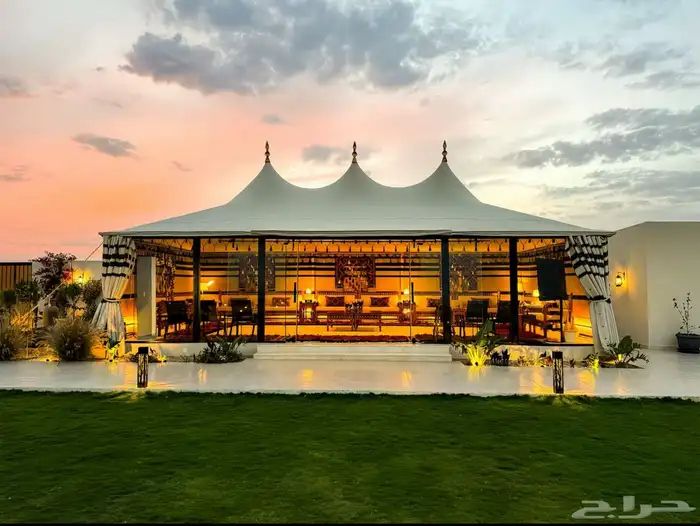 خيام الصقور الملكية 19