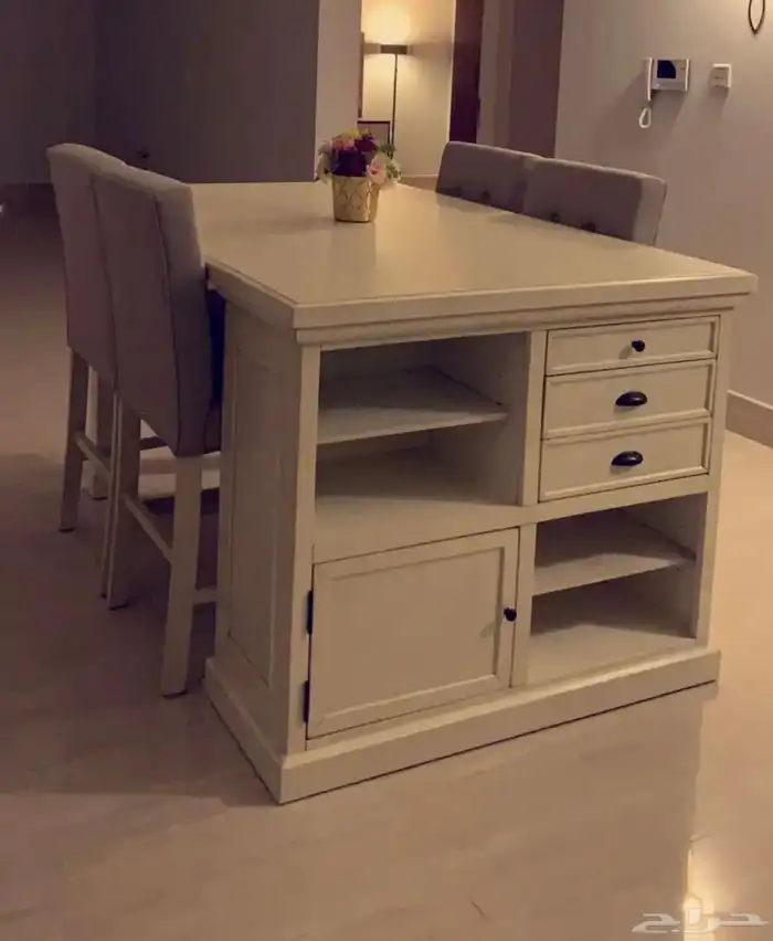 طاولة انتيك مع ميز للصحون فخمة 0