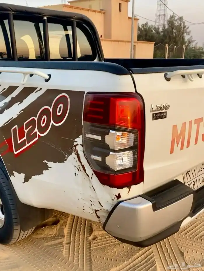 مستوبيشي L200 5