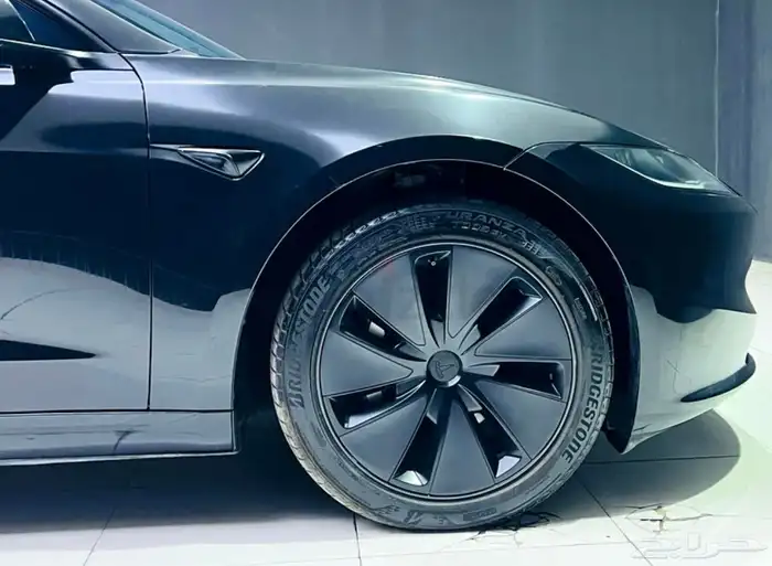 Tesla Model 3 Long Range AWD   2024 (مواصفات خليجية) 4