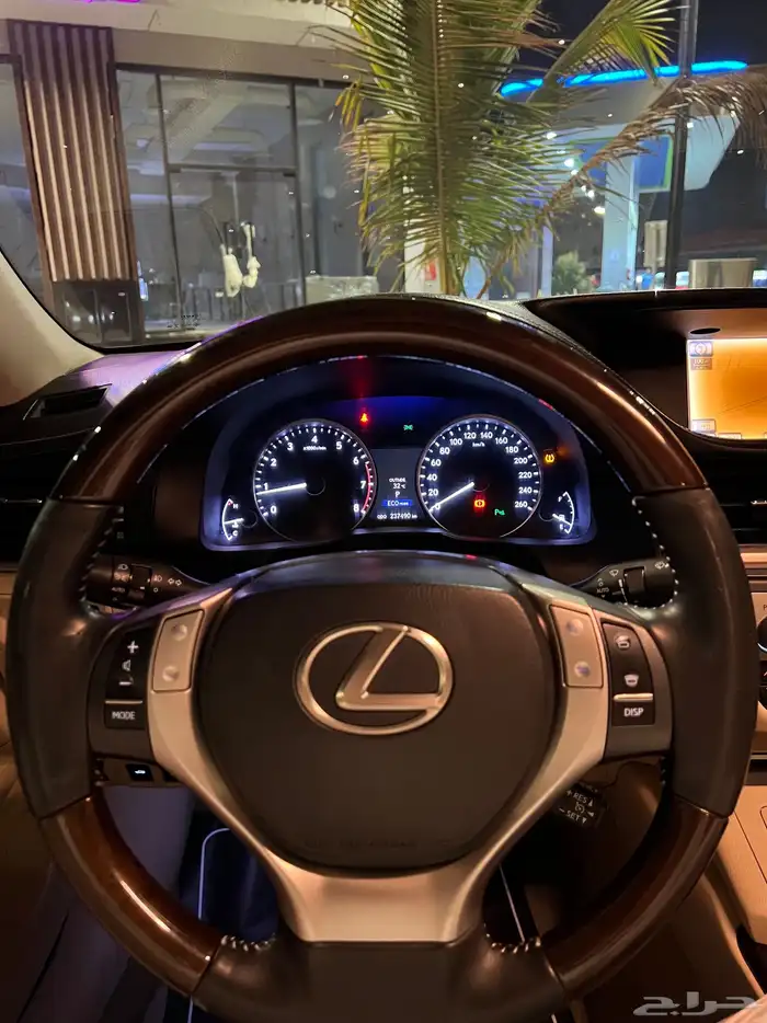 لكزس ES350 - 2014 مالك اول بحالة الوكالة . 45