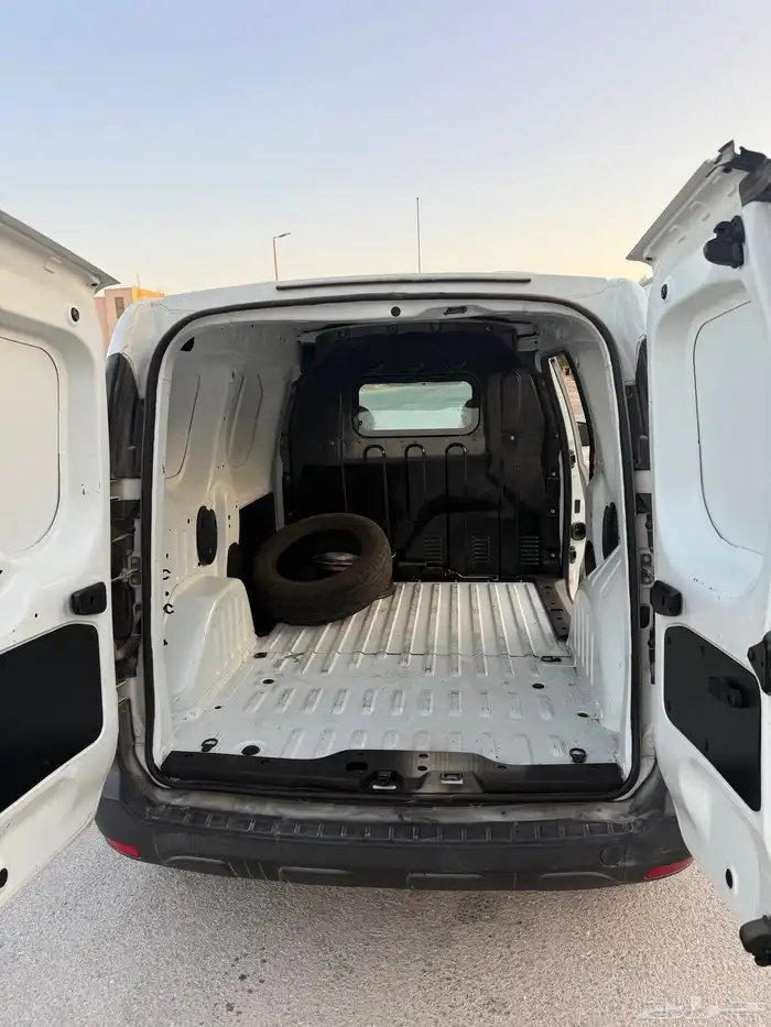 رينو دوكر موديل 2022 3