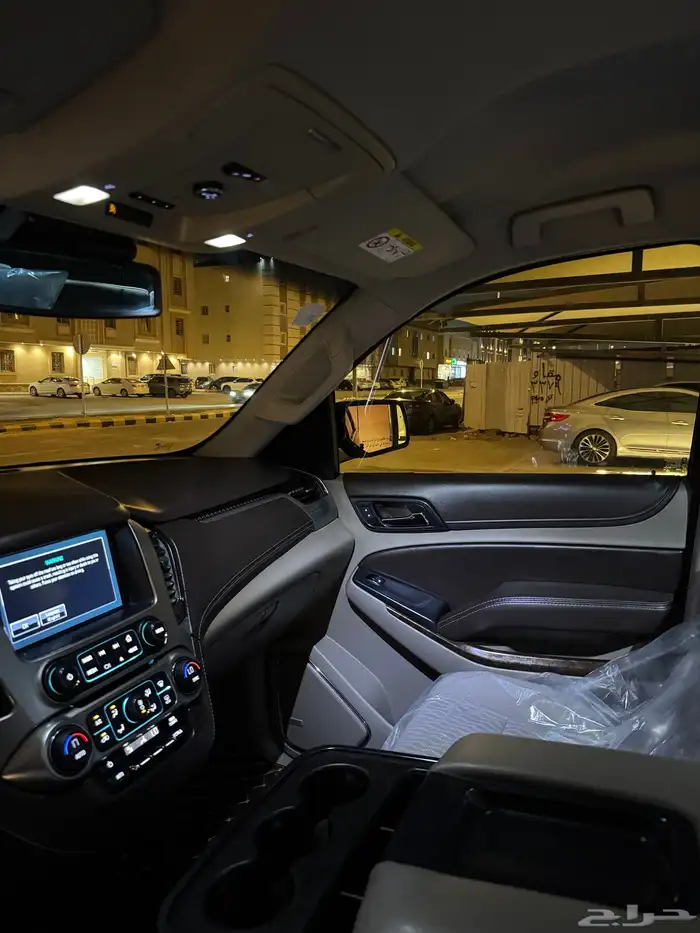 للبيع تاهو 2017 اسود مالك اول بدون دبل 11