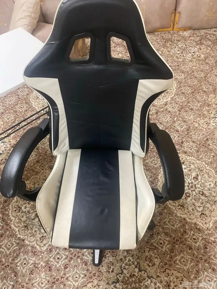طاوله قيمنق كرسي قيمنق 1