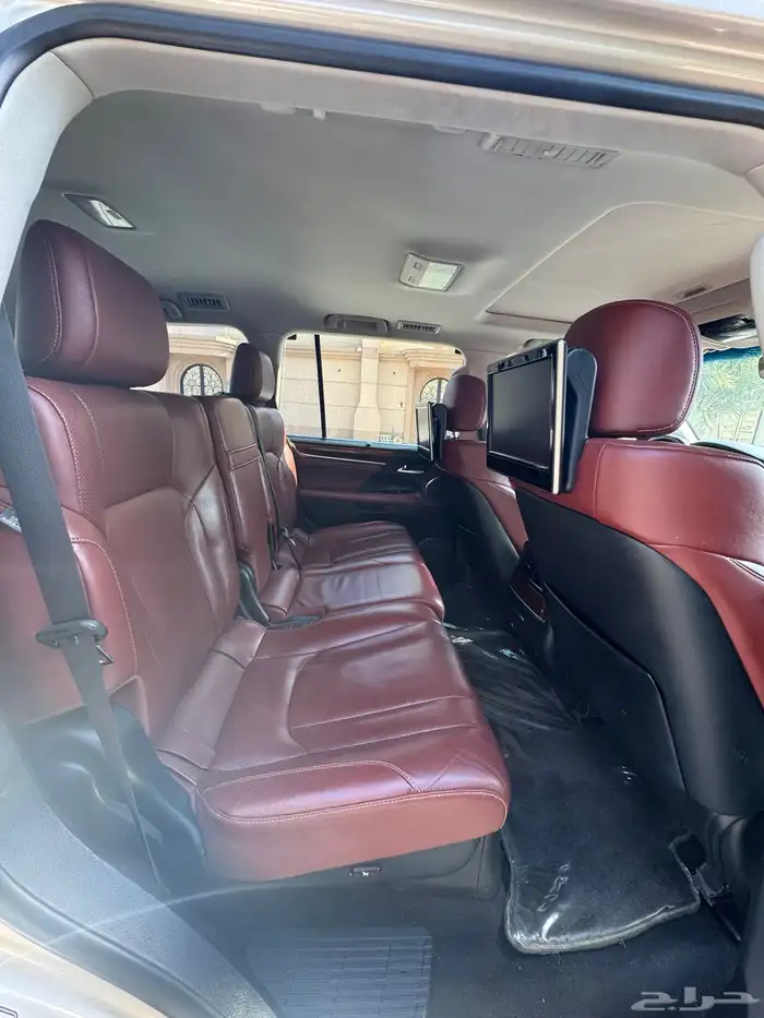 جيب لكزس LX570 موديل 2017 8