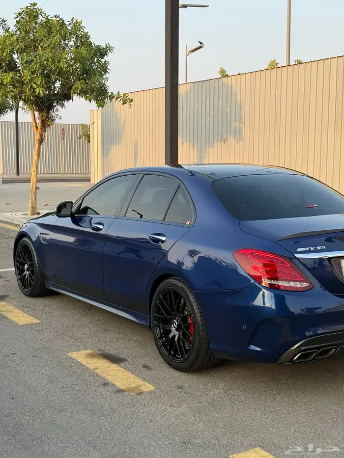 مرسيدس c63s موديل2016 فل كاربون 14