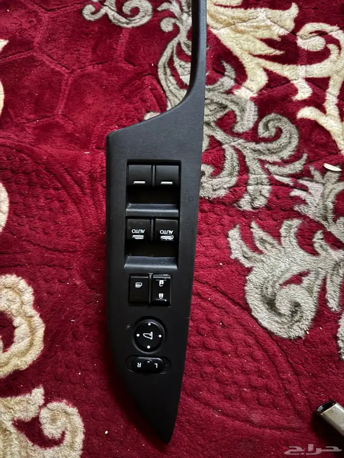 لوحة مفتايح وعصا جير تومتيك هنداي اكرز 1