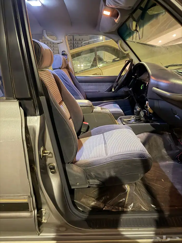 سياره لاند كروزر للبيع مستعجل تم تعديل السعر موديل 1992 11