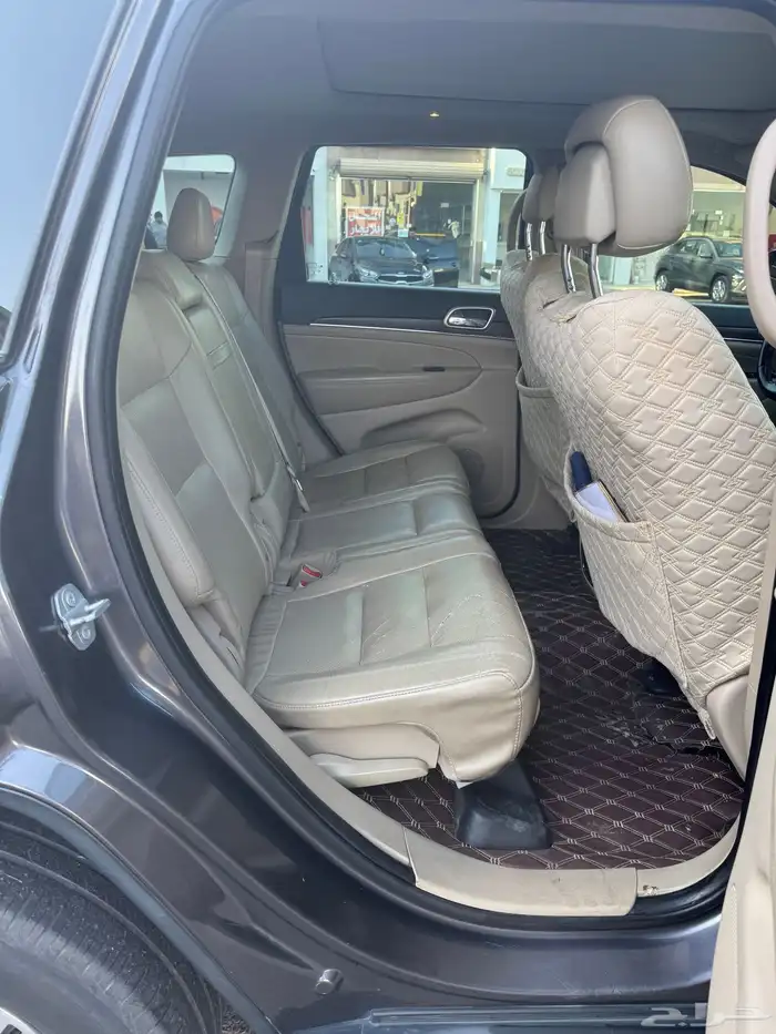 جراند شيروكي 2017 دبل وكالة ممشى قليل 7