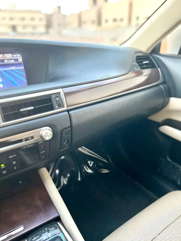 لكزس جي اس GS 350 2014 37