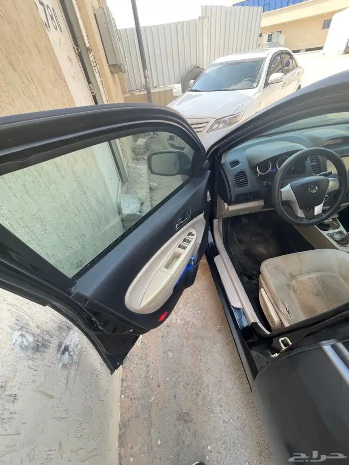 البيع سيارة نوع جيلي gc6 قير عادي 1