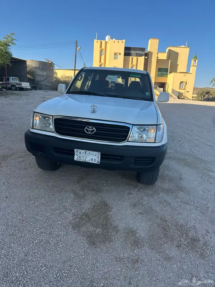 لاندكروزر 13