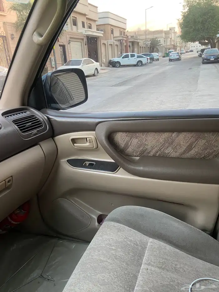 لاندكروزر 8