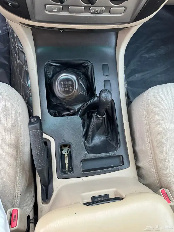 لاندكروزر 2006 قير عادي GXR1 17