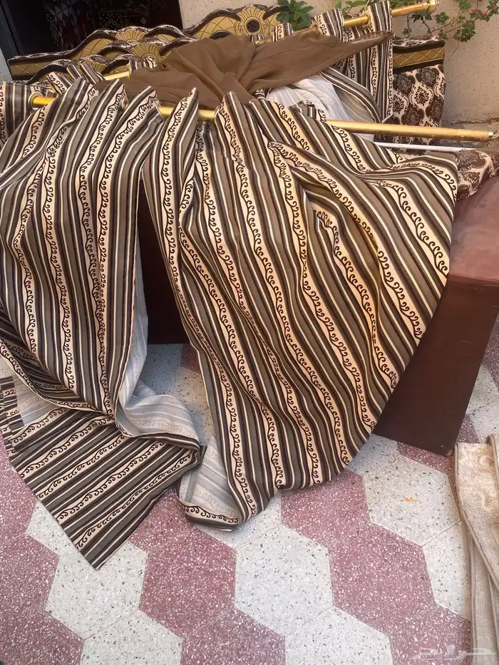 جلسة عربية وستارة وفرشة 0