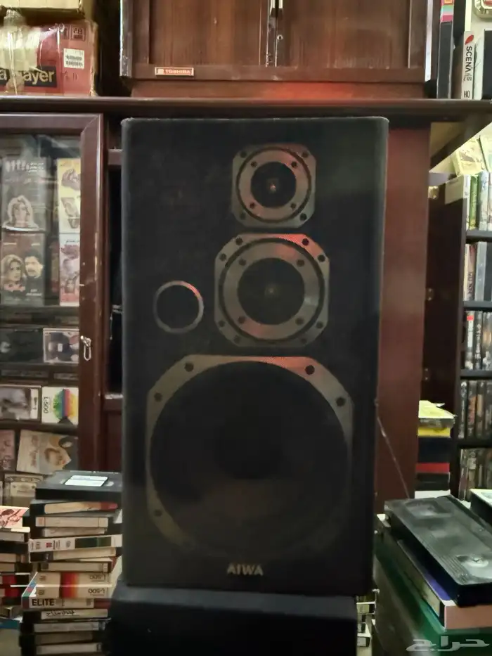 للبيع سماعات نظيفة جدا خشب 4