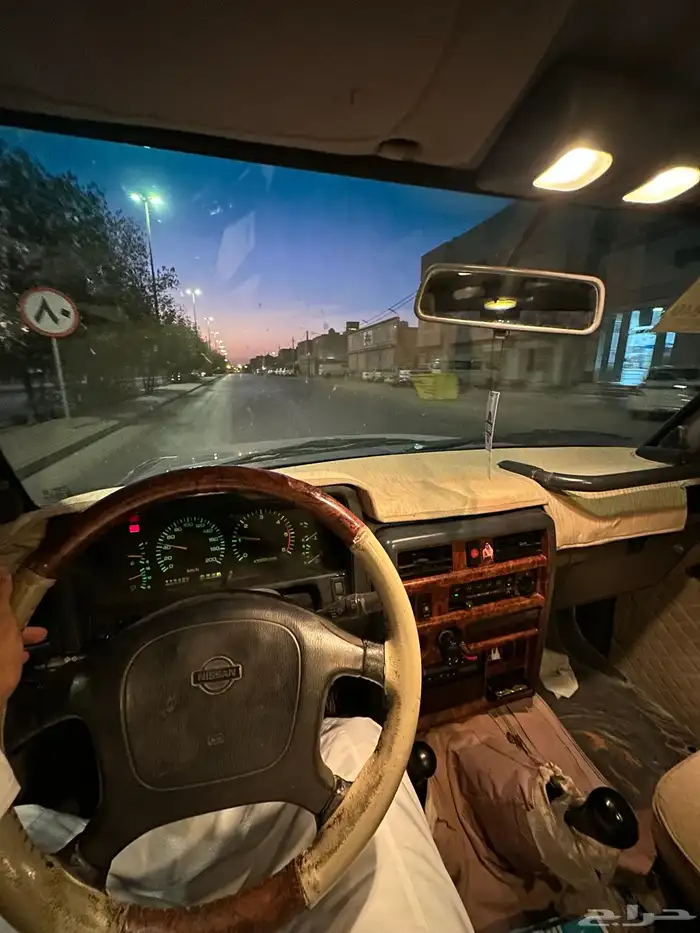 نيسان باترول سوبر سفاري موديل 1996 3