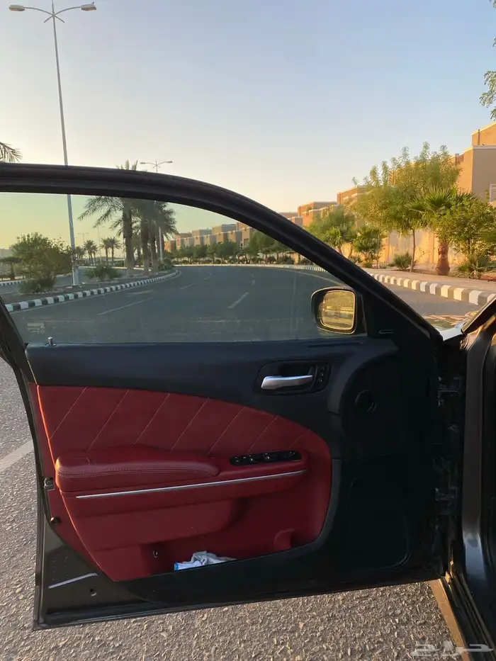 Charger SRT 2014 ممشى قليل 11