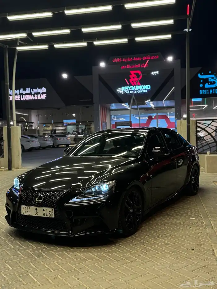 لكزس is350 F سبورت نظيف 1