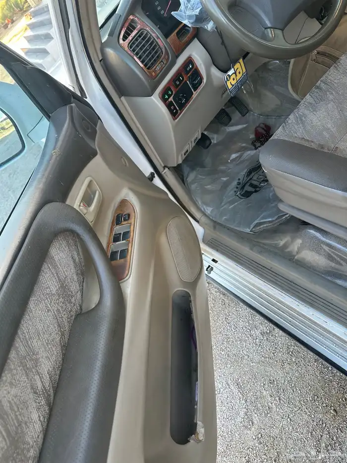 لاندكروزر 24