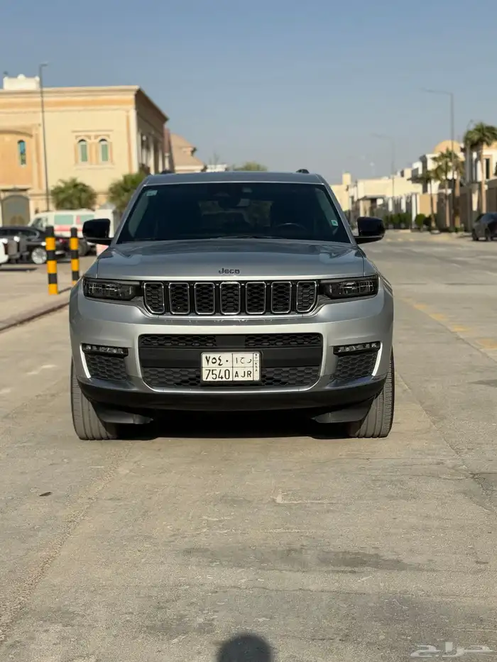 جيب شيروكي 2021 16