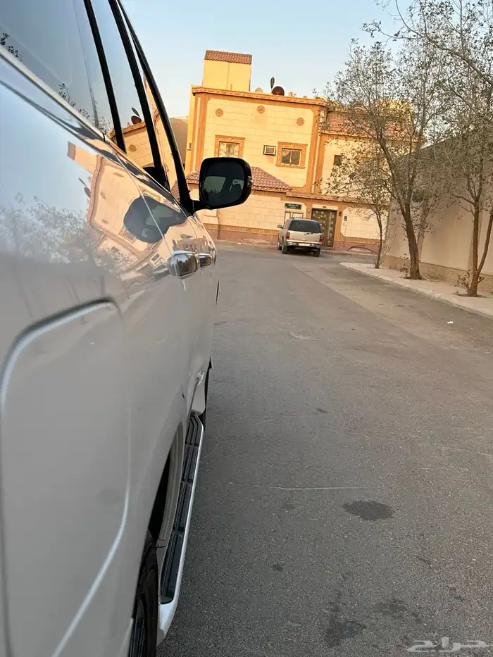 جيب لكزس 2018 LX570 سعودي ممشى قليل ( مخزن ) . 16