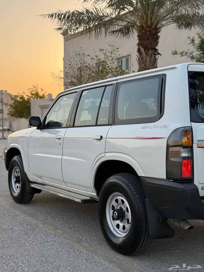نيسان باترول GL 2009 وكالة 10