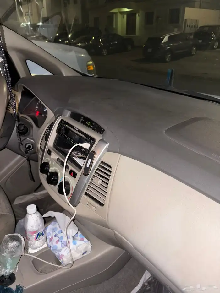 تويوتا أنوفا مديل 2012 استخدام شخصي 15