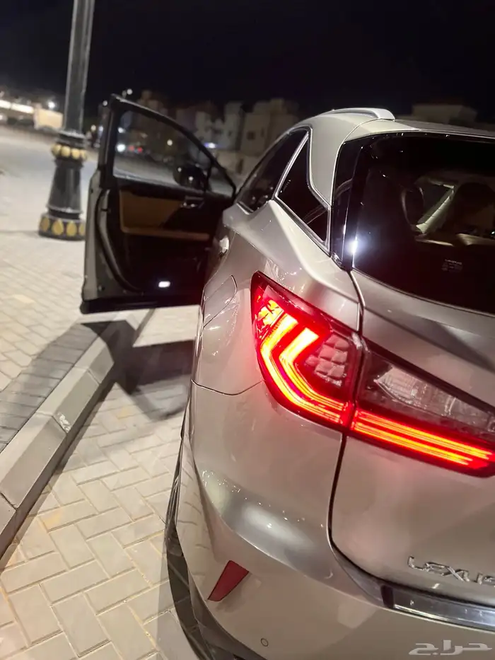 جيب لكزس RX450h هايبرد موديل 2017 41