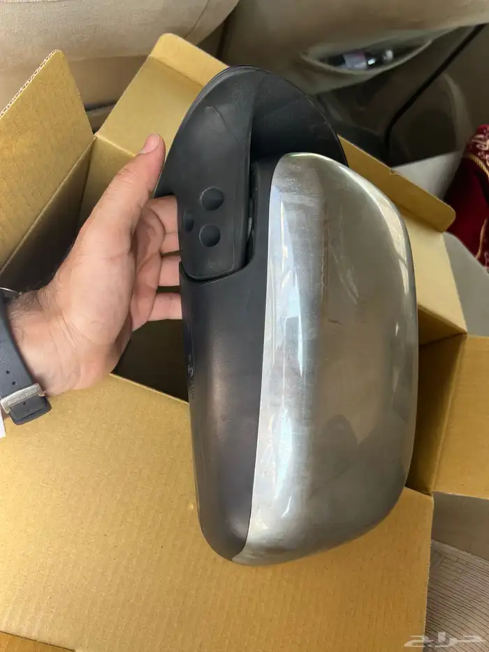 مراية يسار فورشنر 2008 او هايلوكس 2