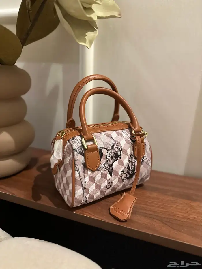 شنطة لوب نوير ماستر LOUP NOIR 2