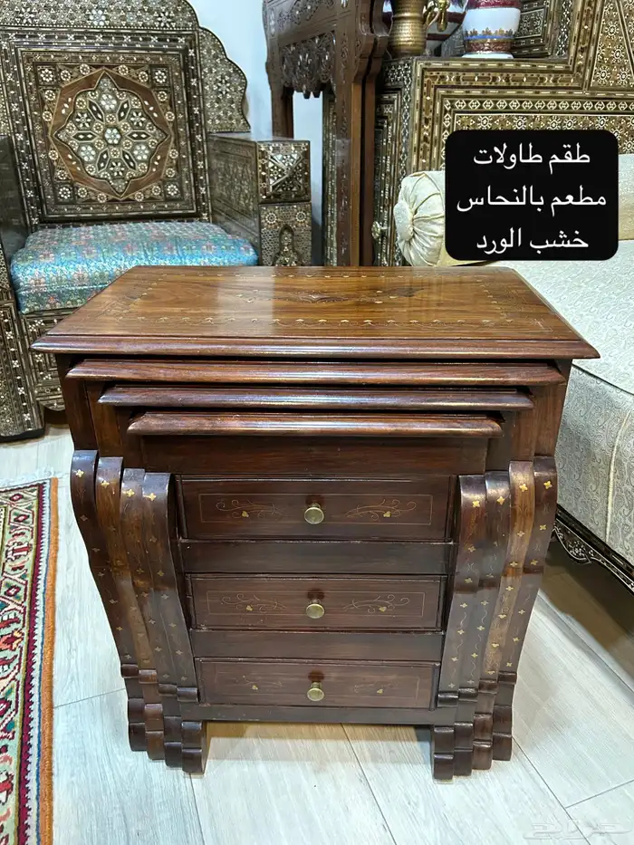 طاولات ومدخل دمشقي واوربي ومصري مطعم بالنحاس والصدف انتيك 52