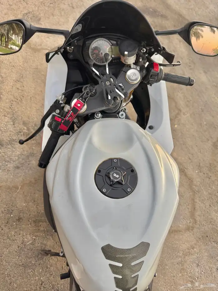 Suzuki GSXR-750 دباب ريس سزوكي 7