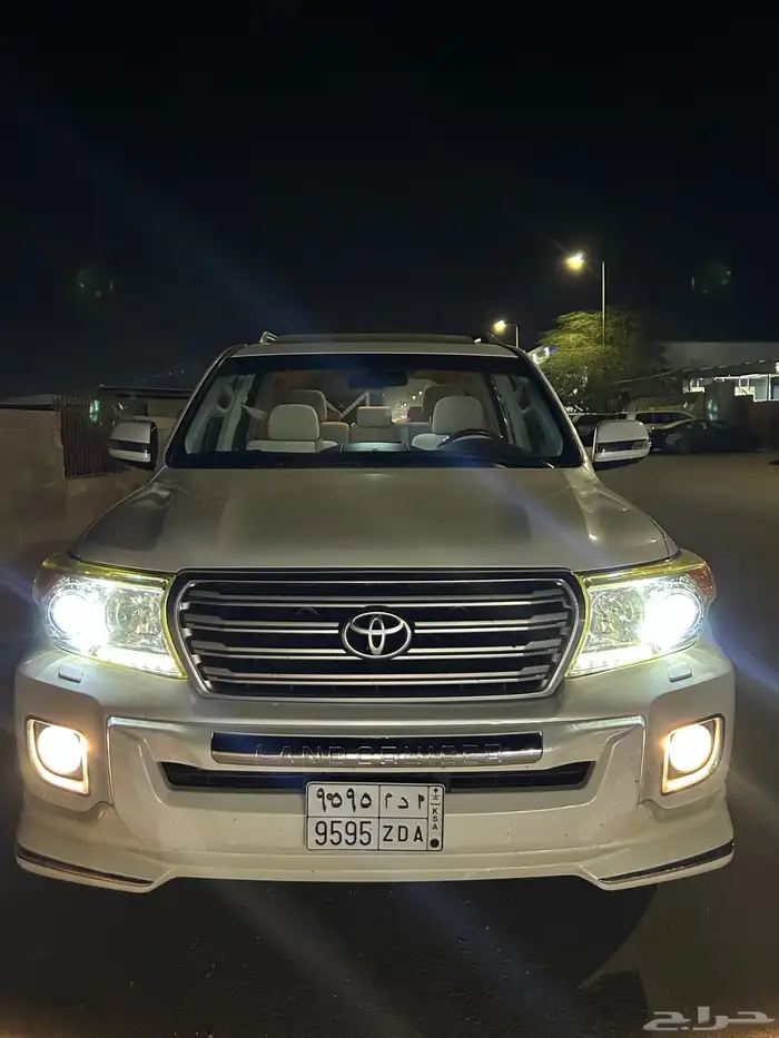 جيب تايوتا لاند كروزر 4